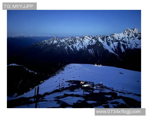 周秀英的攀岩人生:在高峰之巅与自我对话的深刻旅程 周秀英的攀岩人生:在高峰之巅与自我对话的深刻旅程