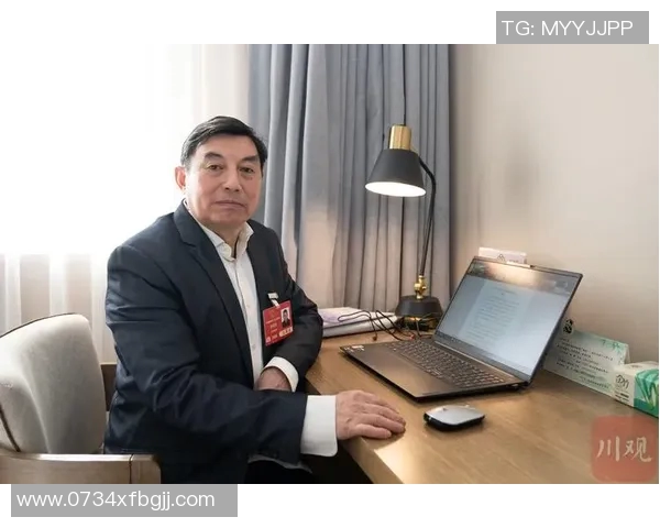 周磊专访:从青涩少年到足球巨星的奋斗与梦想回顾